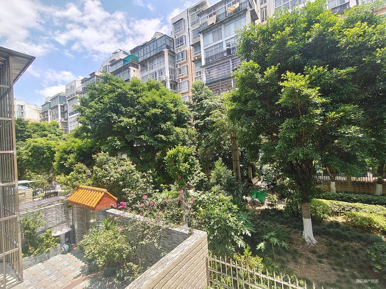 柳州房产网>柳州二手房>鱼峰二手房>荣军二手房>阳光花园>