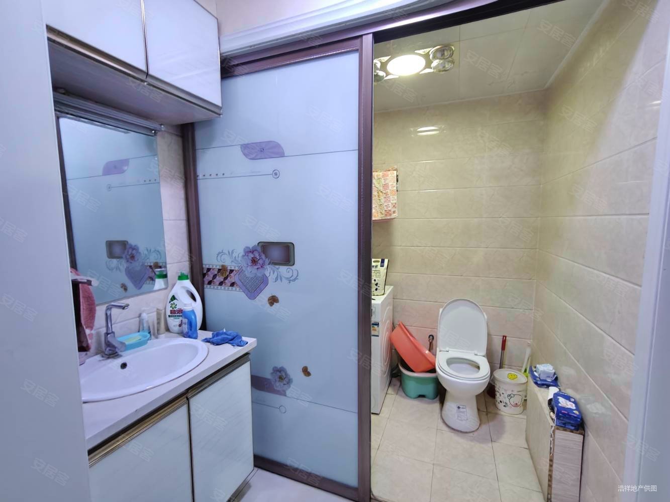 康明园(一二期)3室2厅2卫117.5㎡南北60万