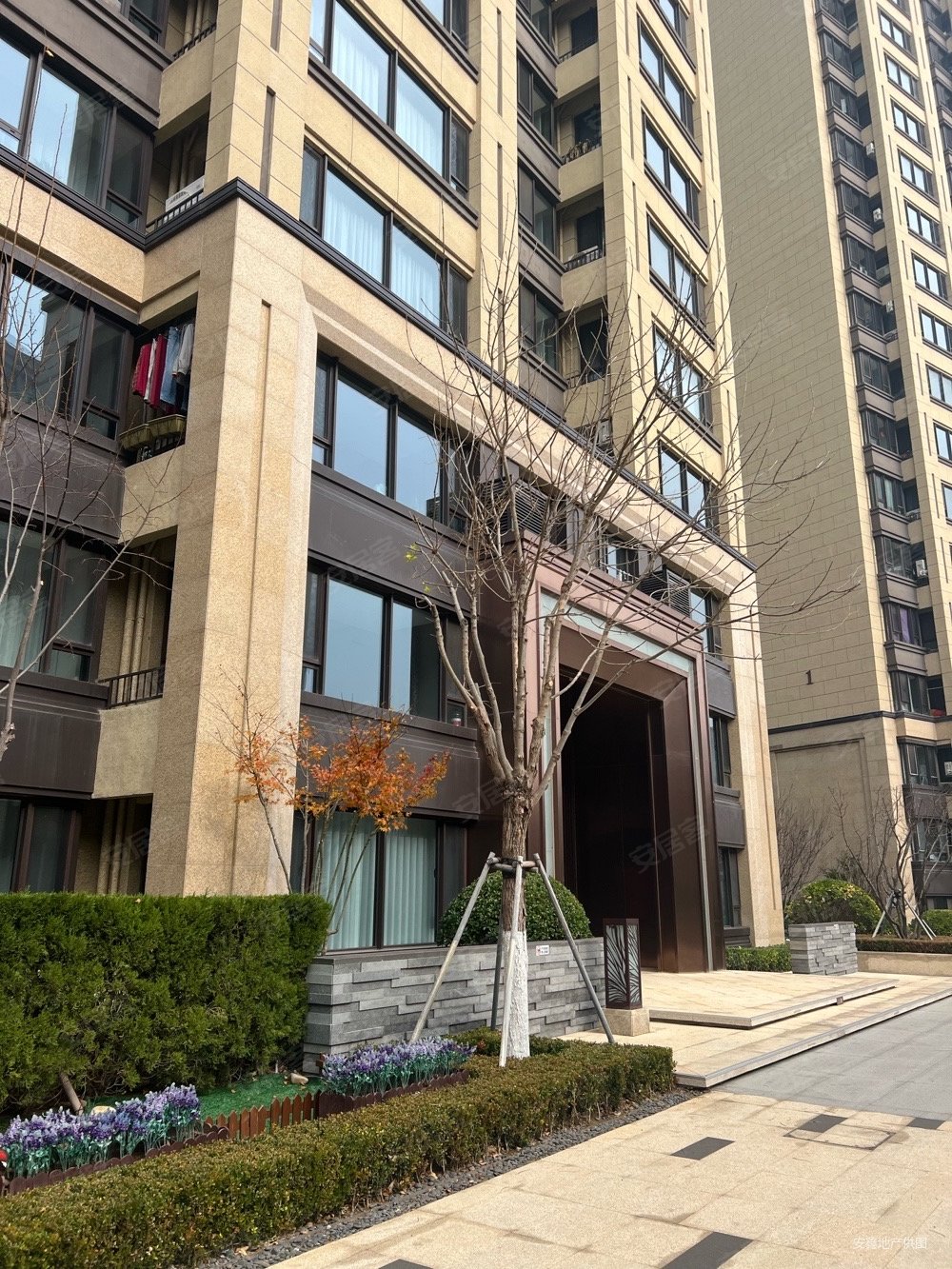 华润半山悦景3室2厅2卫157.07㎡南北520万