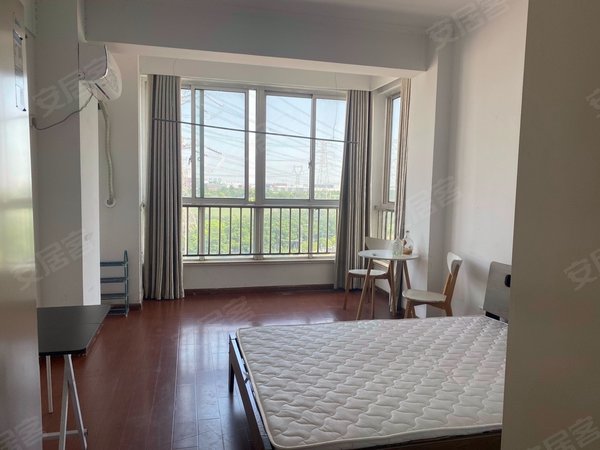 无锡锡山安镇紫金公寓紫金公寓一室一厅1500  有钥匙 可看房出租房源