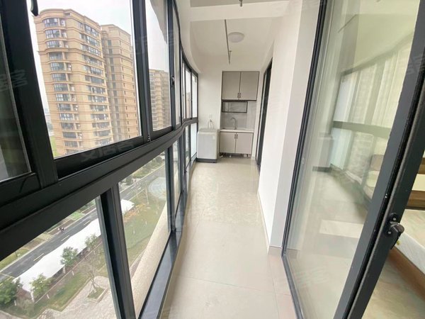 杭州萧山闻堰三江名苑三江名苑 精装三房3200 月 拎包入住 家具家电