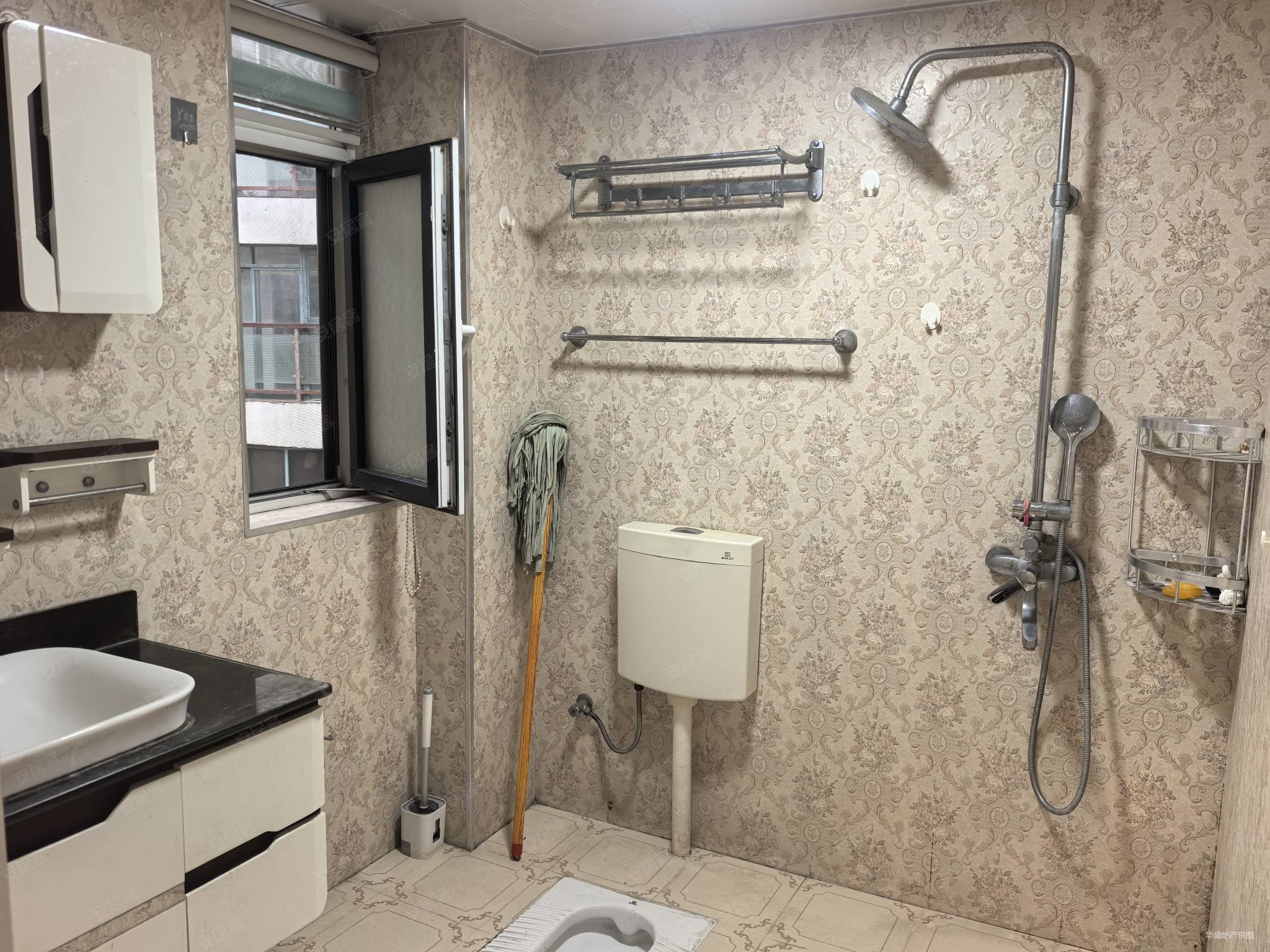 天方百花园2室2厅1卫95.85㎡南北38万