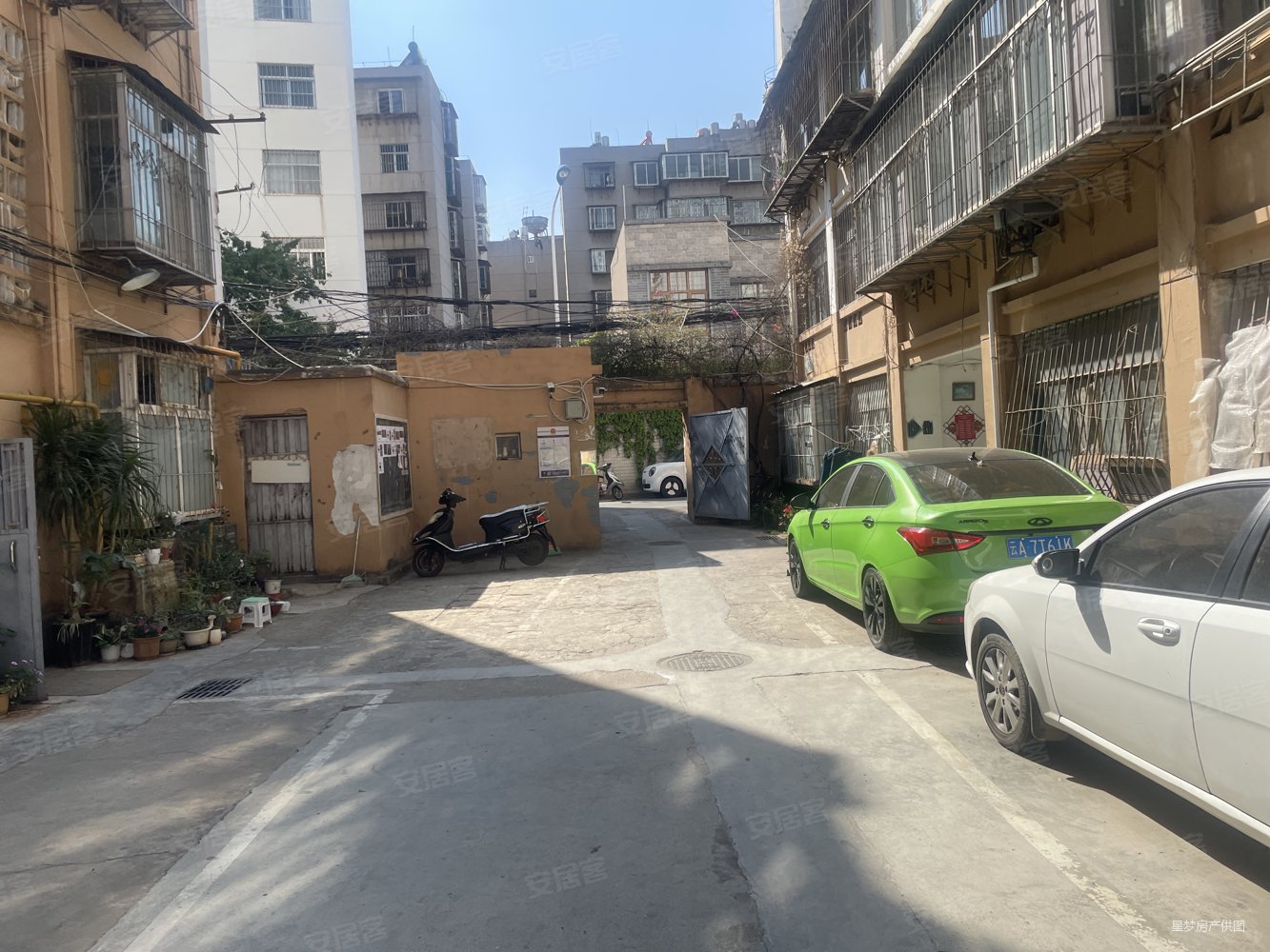 龙跃小区2室2厅1卫67㎡南北72万