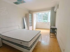 上海浦东塘桥有钥匙，双南两房，3楼，毗邻46号线蓝村站，小区花园位置出租房源真实图片