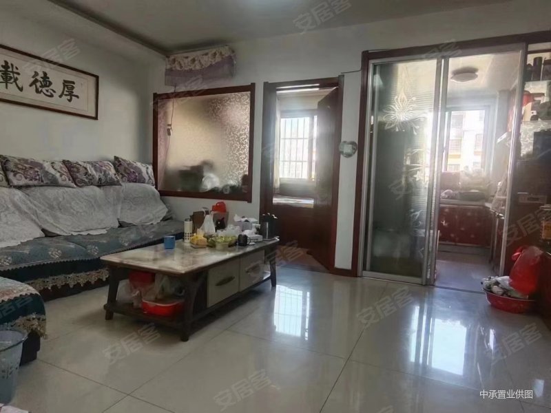 富安花园多层三室带家具家电南北通透拎包入住