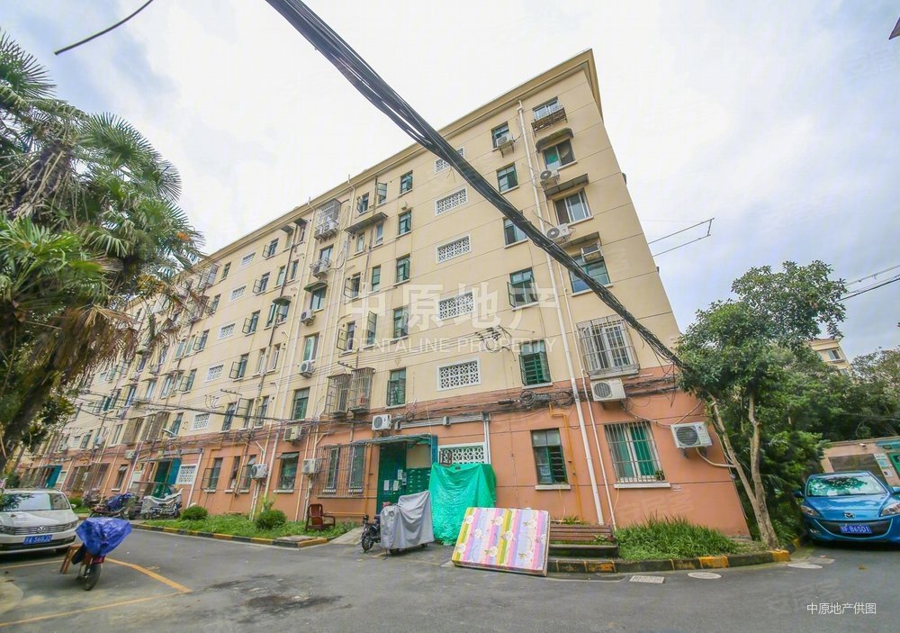 长桥三村1室0厅1卫38.98㎡南194万