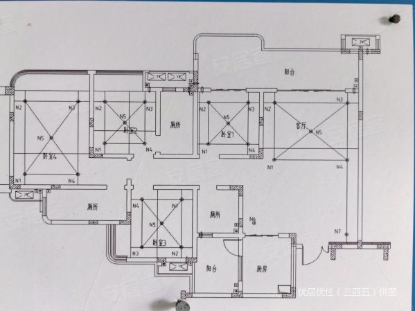 花滩公园王府4室2厅3卫155㎡南北118万