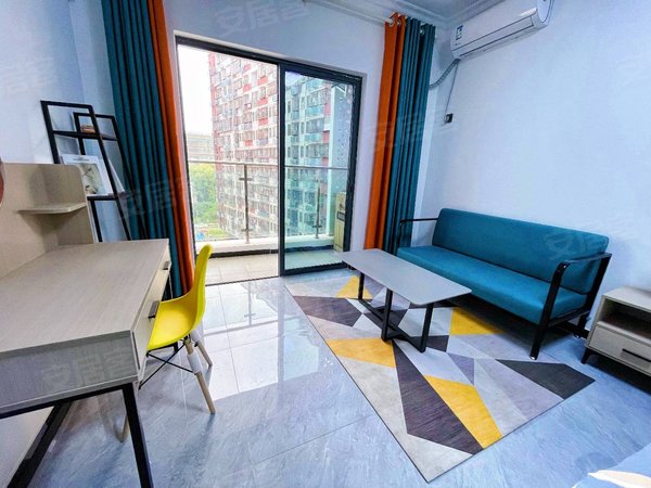 【多图】大芬油画村,大芬租房,无中介大芬油花村,精装大单间阳台房