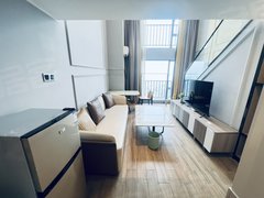顺德龙江亚洲国际家具材料交易中心豪华中空复式,全屋干净整洁,采光通风良好,定制家私拎包入住出租房源真实图片