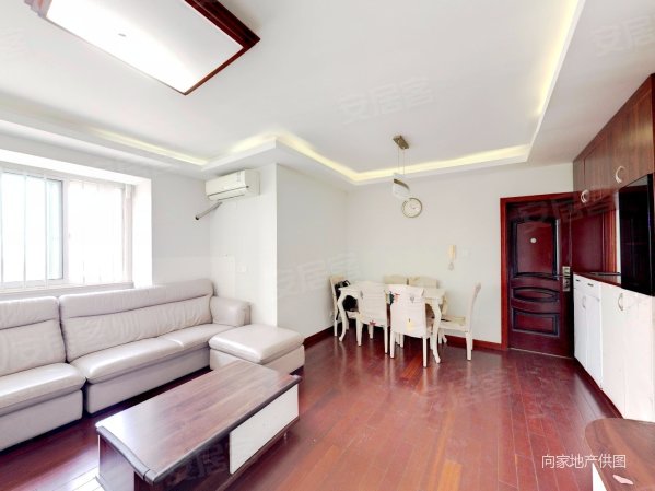 圣骊家园3室2厅2卫131.69㎡南1000万