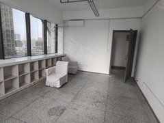 安阳龙安安阳商贸城安玻公寓 C516工作室出租房源真实图片