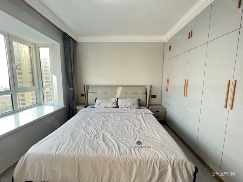 安德利鱼鸟河花园一梯两户三室两卫128平精装婚房86万