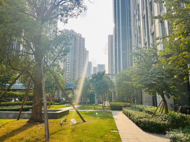 云谷复式公寓出租,拎包入住,民用水电