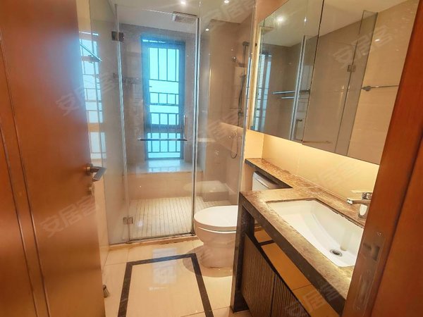 广州番禺汉溪长隆长隆珑翠长隆珑翠花园138方31户型,南北通透对流光线