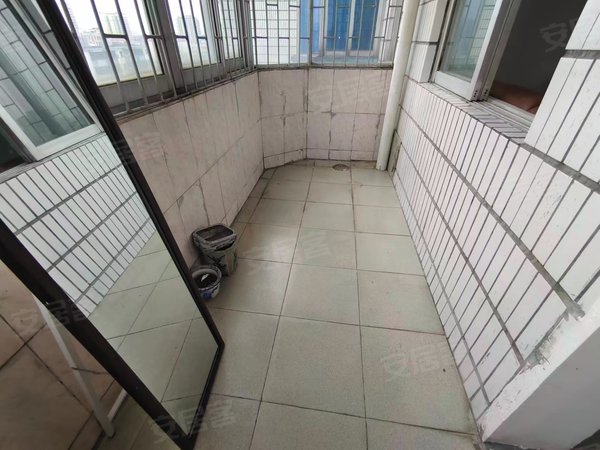 广州花都旧区利丰大厦(花都)利丰大厦 五花市场 五华小学旁 精致2房