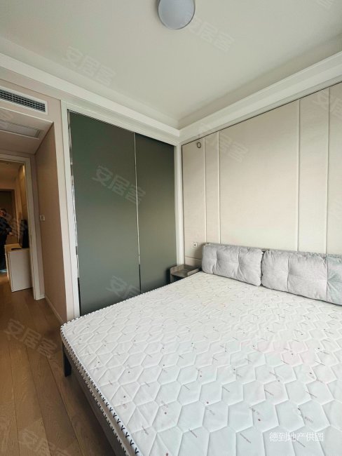 晶耀名邸(二期) 带电梯 交通便捷 次新小区 装修好