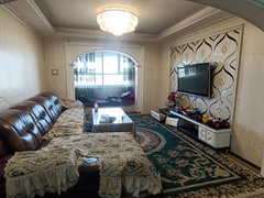 喀什喀什市喀什城区电力公司家属院    精装修房子四室两卫 拎包入住出租房源真实图片
