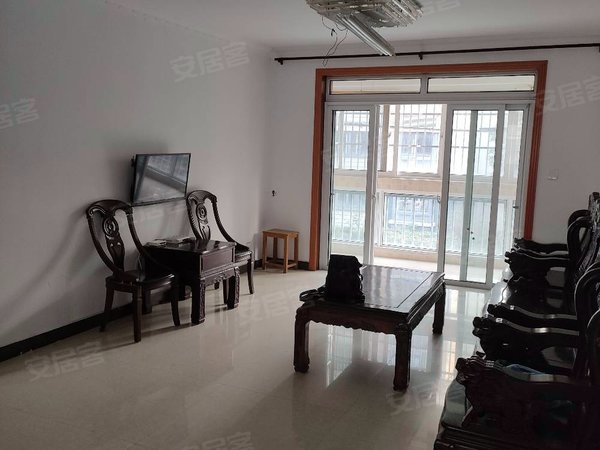 上海崇明陈家陈家镇供销社裕鸿佳苑2楼3房2卫出租!出租房源真实图片