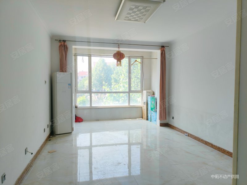 白鹭湾花园 大两居 中间好楼层 精装好房 正规商品房