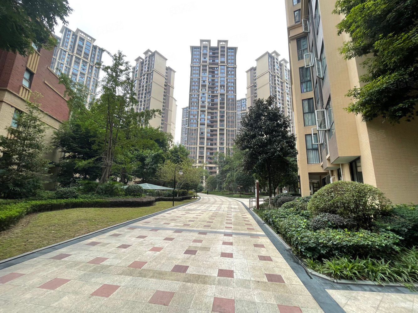 凤凰湖旁誉府仕家精装套三拎包入住