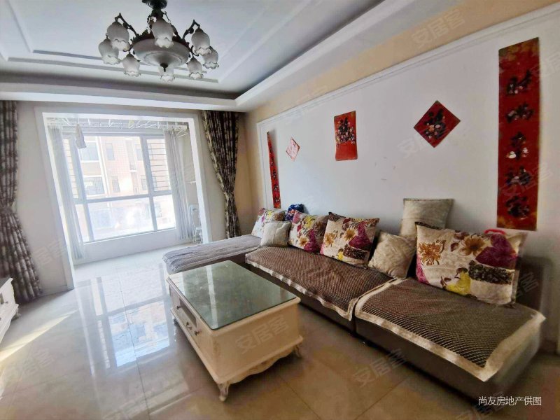 精装3室带36平车库拎包入住,带储藏室,低税,嘉源逸居二手房,69万,3室2