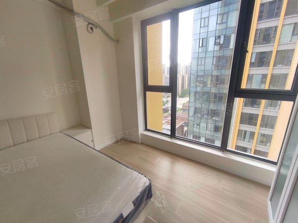 【多图】洲际华府广场,华府租房,房东直签实图实价南湖立交洲际华府