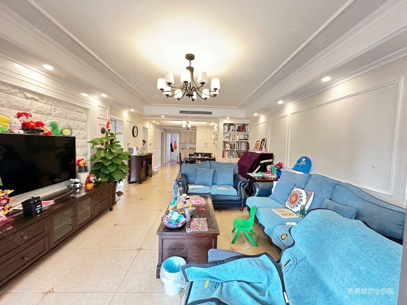 成外旁 中庭精装套三双卫 客厅超大阳台 满五 采光佳 视野好,皇冠国际