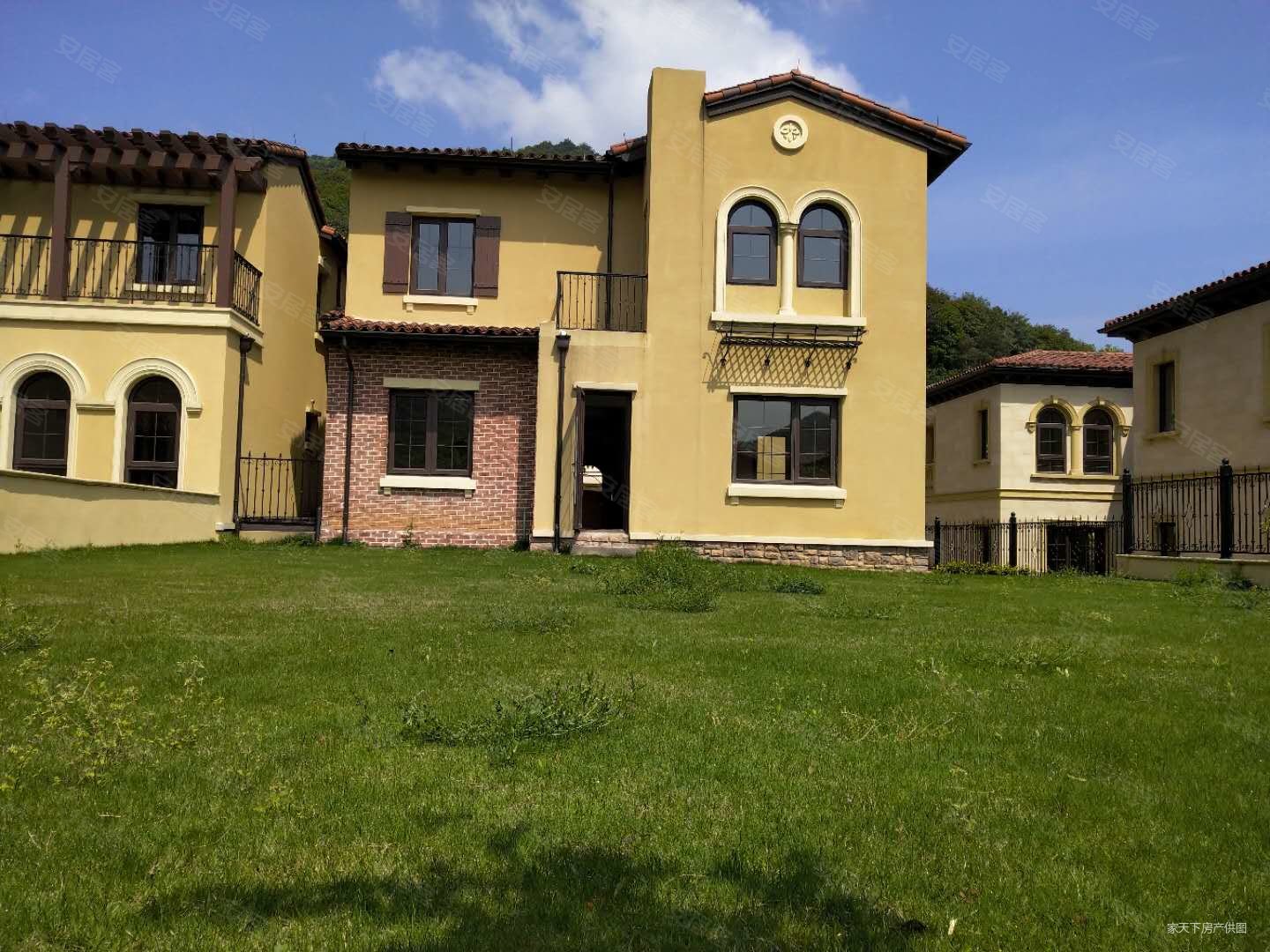 阳光城上林湖 类独栋 302方 南北通透 送地下室 花园