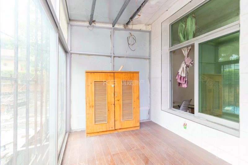 钱塘屏东低总价 中楼层两房朝南采光好 好出租 福飞路源脉温泉