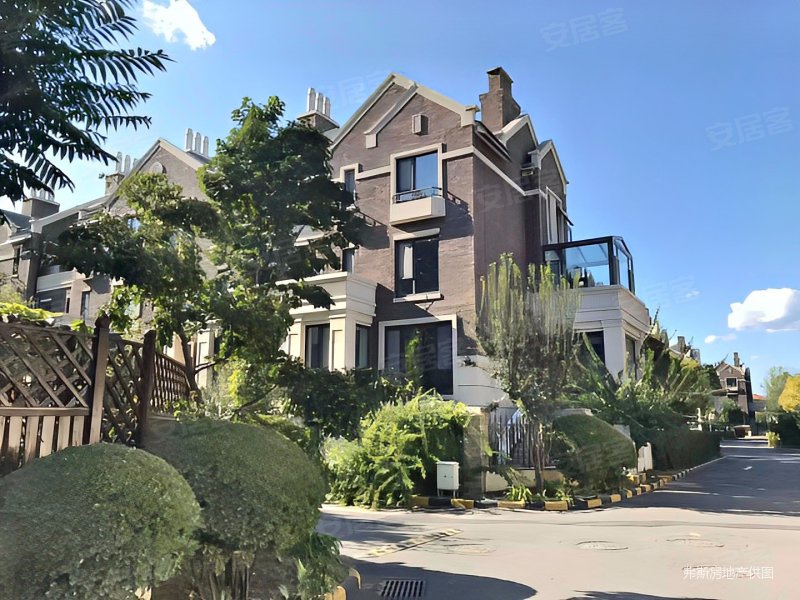 小区中心,凤河孔雀城(别墅)二手房,499万,5室2厅,4卫,260平米-天津