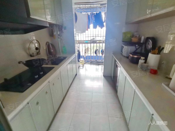 108万买精装电梯3房2卫小天鹅花园商品房家私齐全小高层