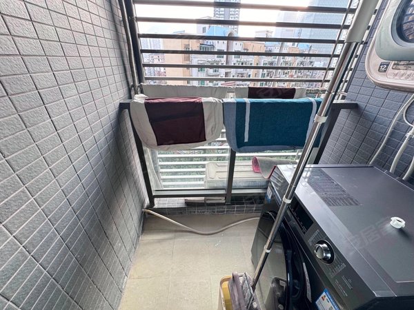 深圳南山南油南园枫叶公寓12号南光地铁旁 南园枫叶公寓使用率70平21