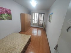 抚顺新抚万达广场万达华宅 南北 简单装修 家具家电齐全 包物业采暖 预约看房出租房源真实图片