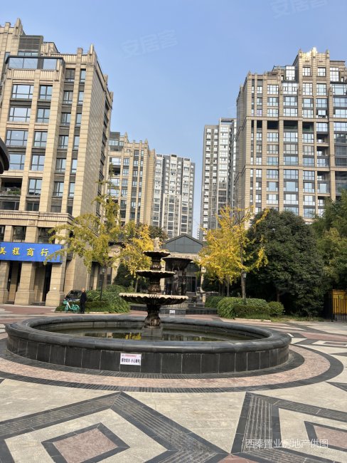 西安房产网>西安二手房>经开区二手房>城市运动公园二手房>海珀兰轩>