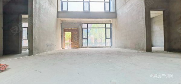 石桥社区50号院8室5厅5卫720㎡南北521万