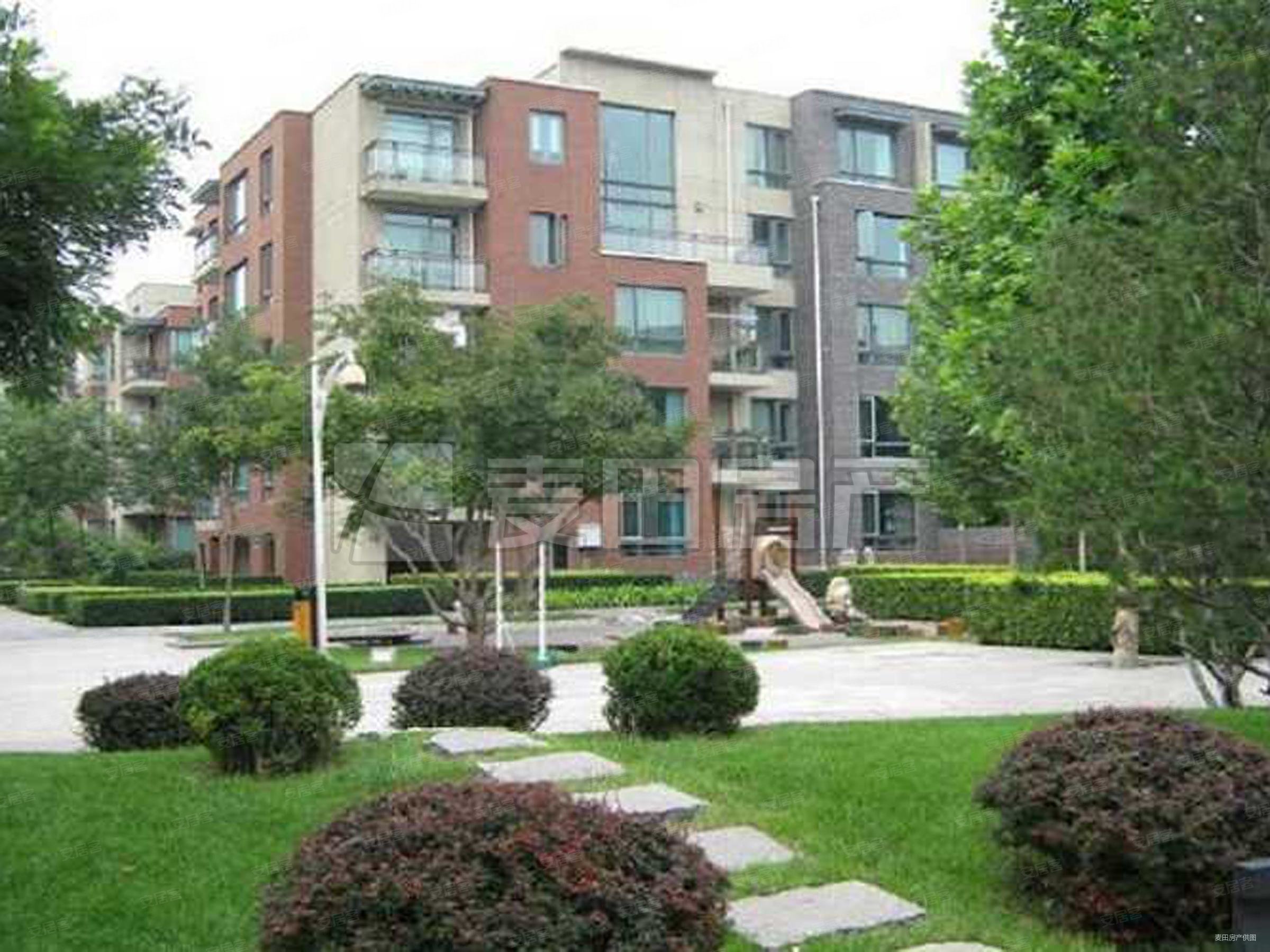 北京房产网>北京二手房>海淀二手房>马连洼二手房>西山庭院>2400_1800