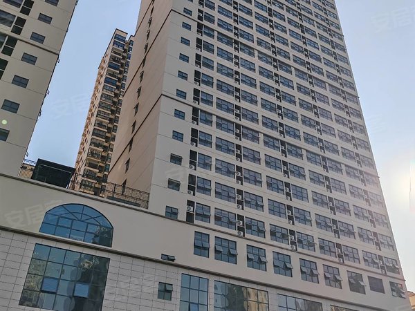 南宁西乡塘安吉安吉时代中心安吉万达商圈一房1000元每月 送一个月