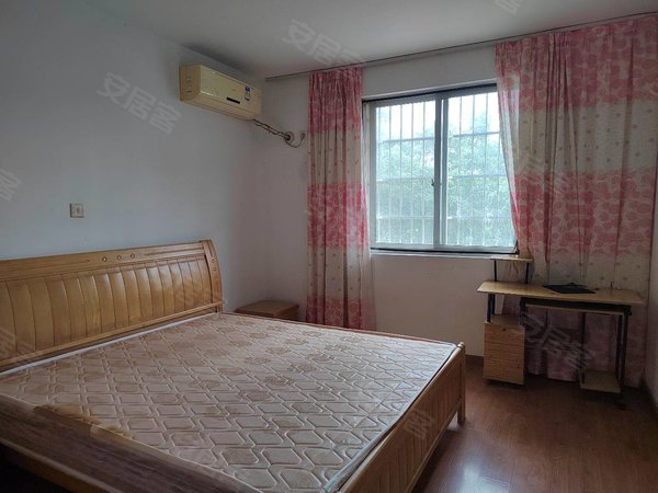 台州椒江锦江百货港湾花园港湾花园,两室朝南,电梯房,前无遮挡,看房