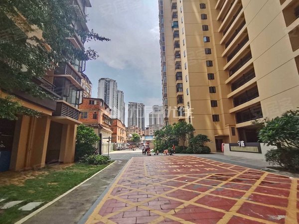 南宁西乡塘新阳奥园永和府(三期)奥园永和府江景三房 价格可议 市中心