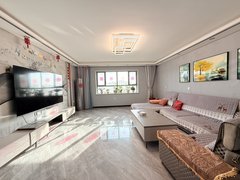 喀什喀什市喀什城区华电附近 精装 4室 拎包入住 随时可以看出租房源真实图片