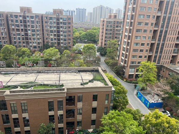 嘉兴南湖新嘉街道御上江南景园楼层好,采光充足,位置好,出行方便,地段