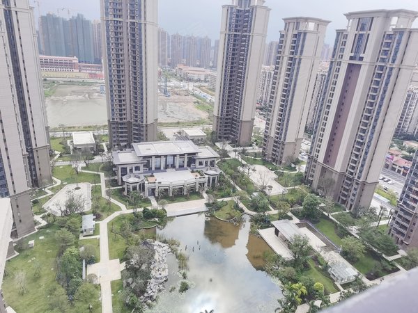 珠海斗门白藤头恒大滨江左岸房源采光好,南北通透,业主诚意出出租房源