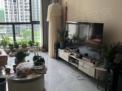 锦云府住房合租 限女性 六百块钱一个月 包物业费