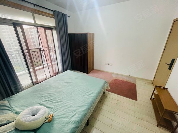 武汉洪山珞狮南路丽岛柳园(北区)书城路 理工大学 丽岛柳园 精装单间