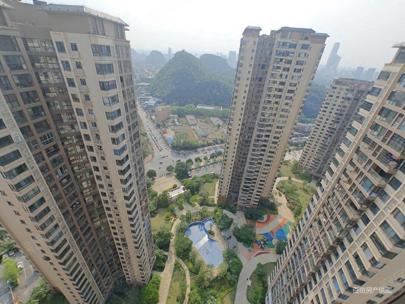 古镇旁(盛天悦景台二期 ) 单价8千多低于市场价电梯三房