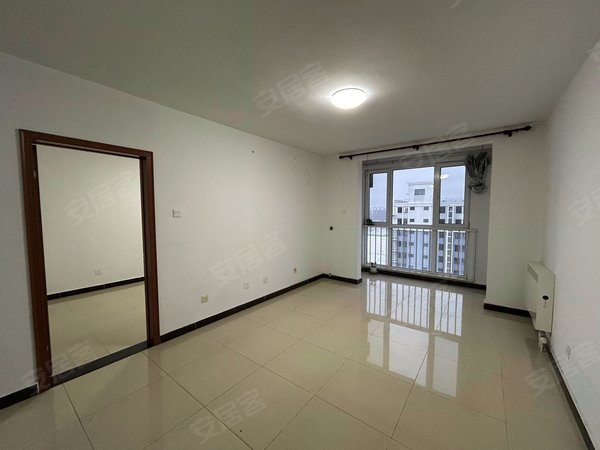 北京海淀苏家坨凤仪佳苑二里凤仪佳苑二里 2室1厅1卫 南北通透 电梯房