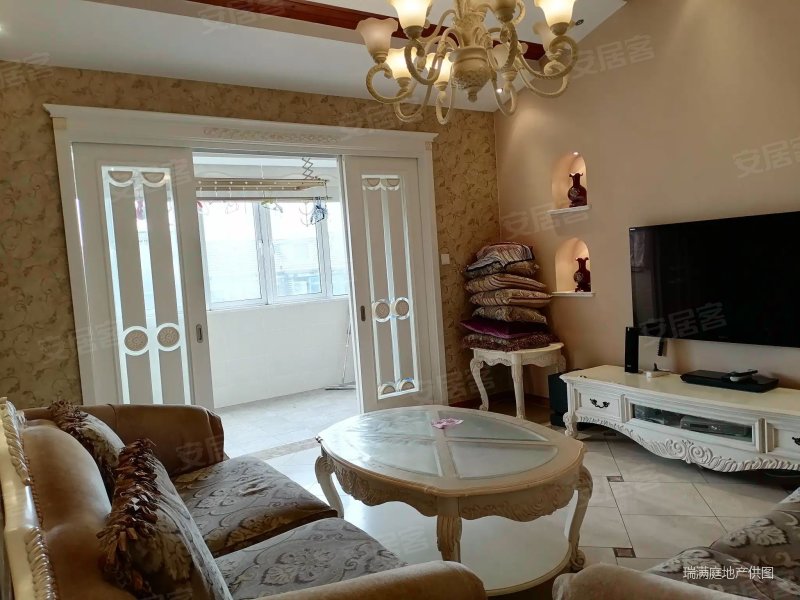 钟鼎山庄中心花园洋房 南北通透飞机户型 闹中取静带车位