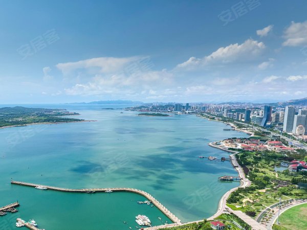 青岛黄岛薛家岛恒大金沙滩(有密码)前排海景,三南卧南客厅,带车位,全