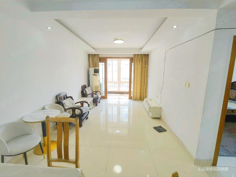 九方商圈银都花园精装两房南北通带车库98出