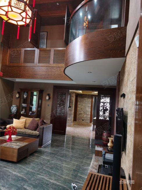 南北通透 精装修,绿地兰宫二手房,578万,5室2厅,3卫,250平米-南昌安居